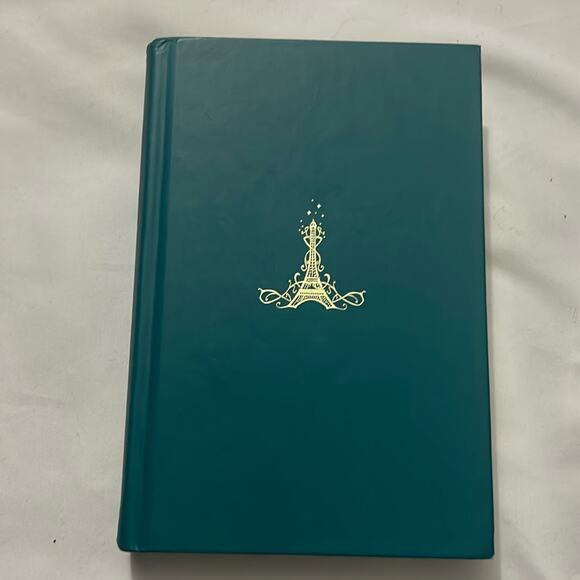 Fantastic Beasts: The Crimes of Grindelwald Original Screenplay Motion Picture - Picture 1 of 6